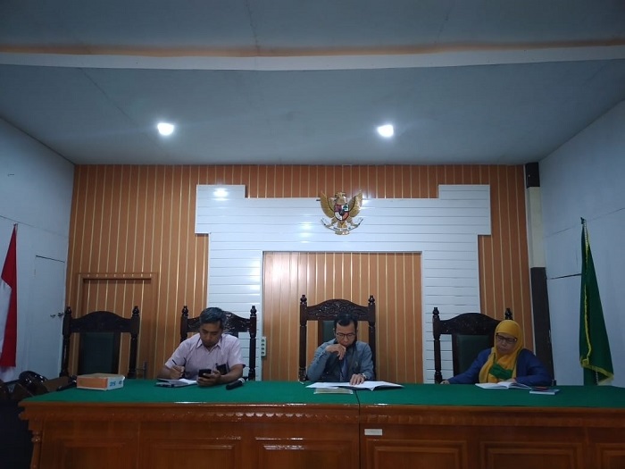 rapat juni